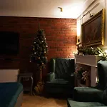 Jacuzzi Spa Apartments